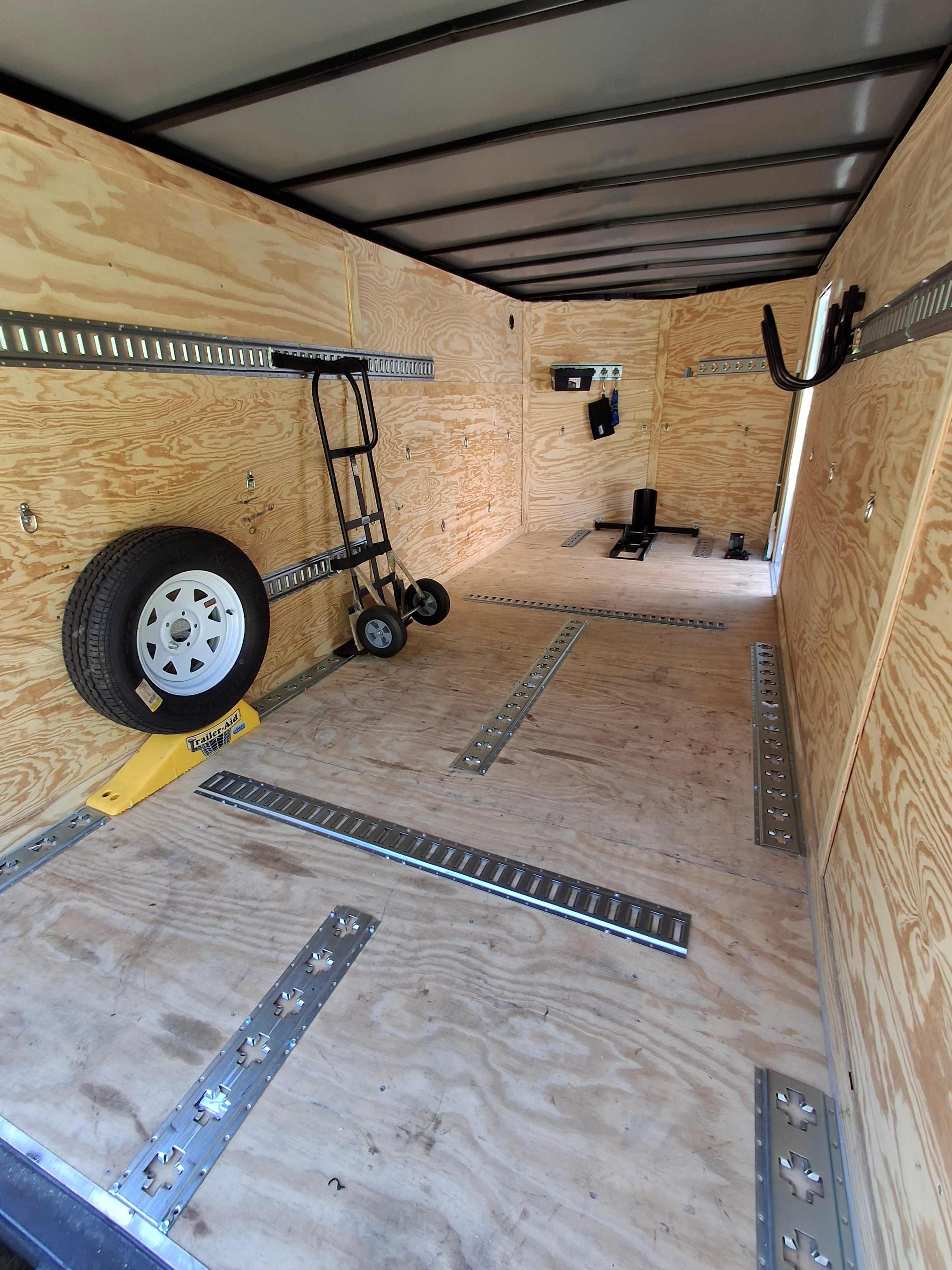 16ft Enclosed Cargo Trailer thumbnail 2